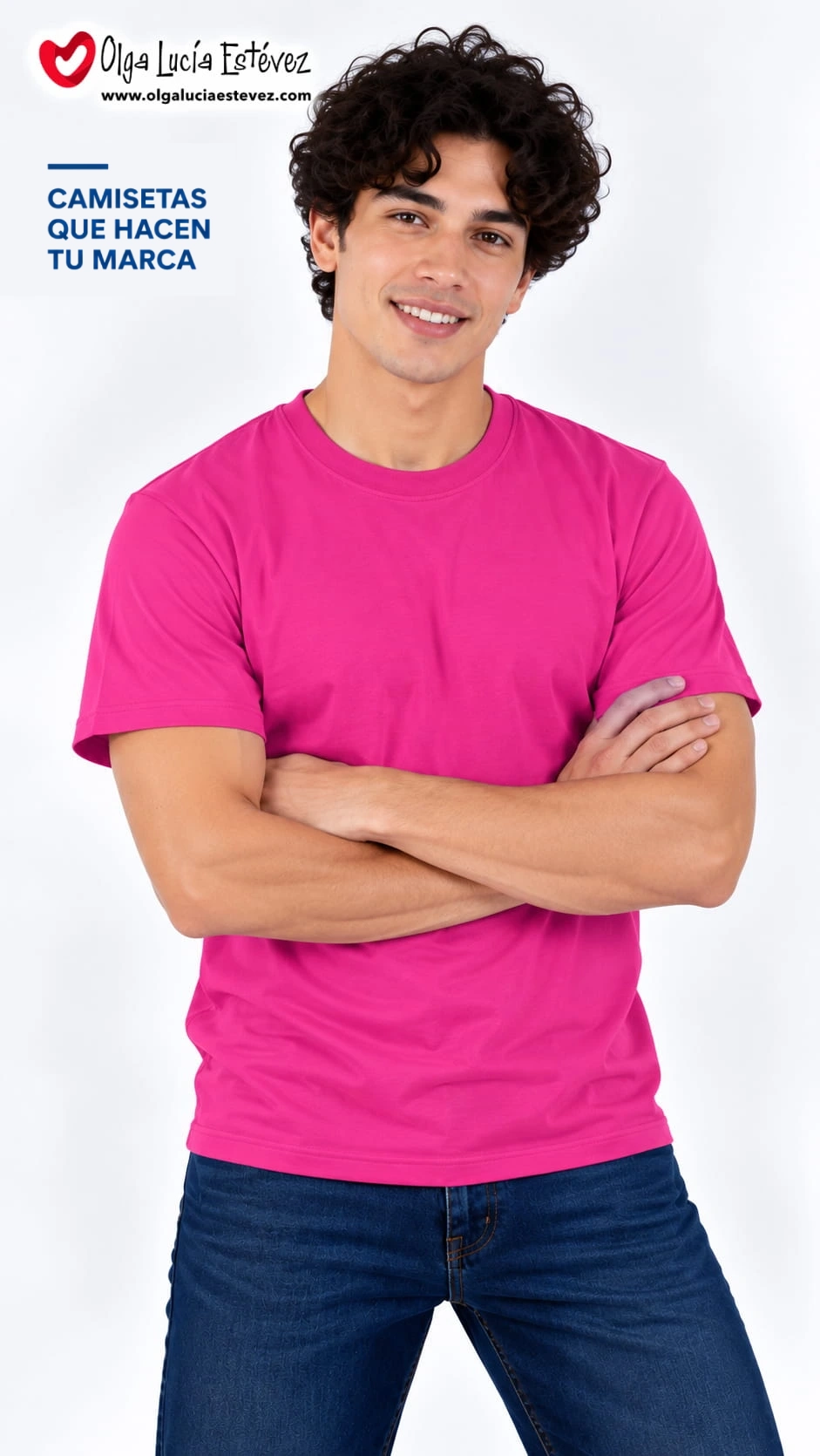 Camiseta t-shirt corporativa color fucsia magenta en algodón para identidad visual y dotación empresarial en Bogotá