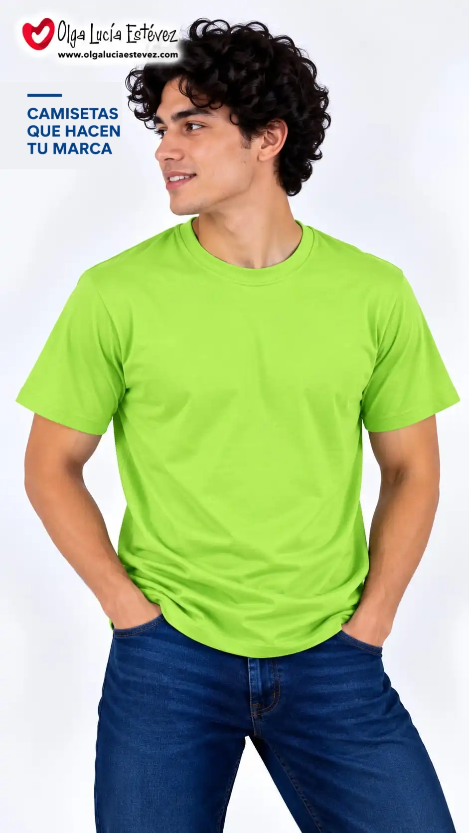 Camiseta t-shirt corporativa color verde limón en algodón para identidad visual y dotación empresarial en Bogotá
