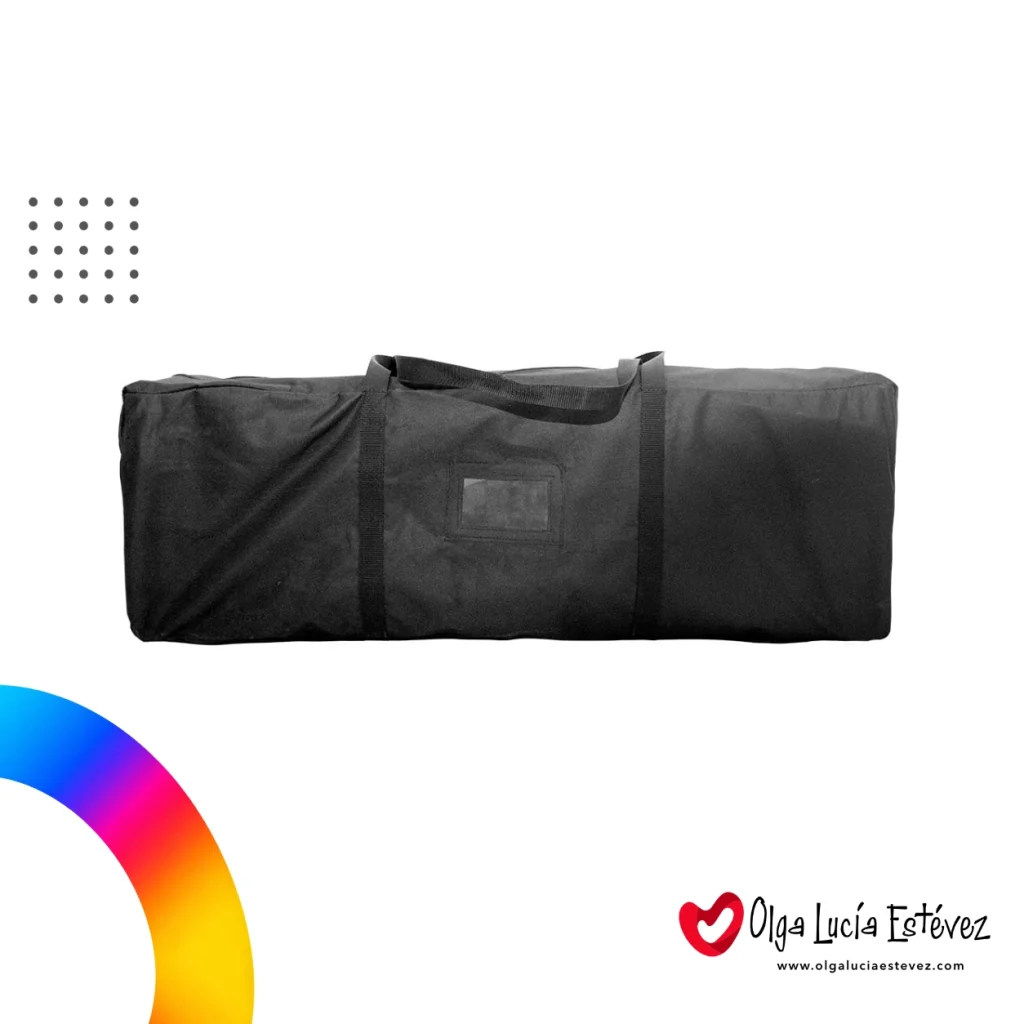 Funda de lona negra reforzada para transportar el backing skyline de tela.