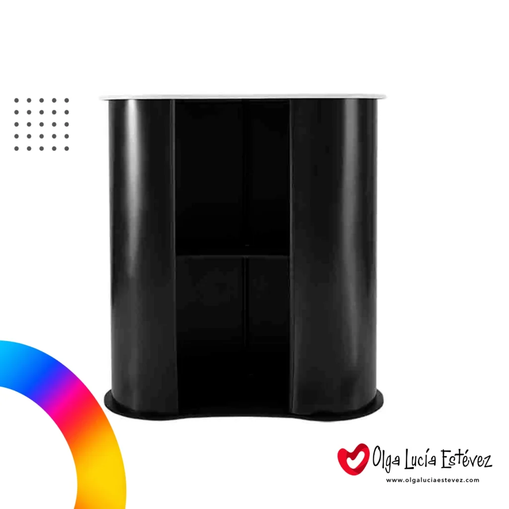 Vista trasera de mesa stand counter de MDF con repisa interna para almacenamiento de material POP